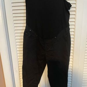 Black maternity jeans
